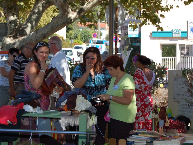 6 - Vide grenier du 11-09-10