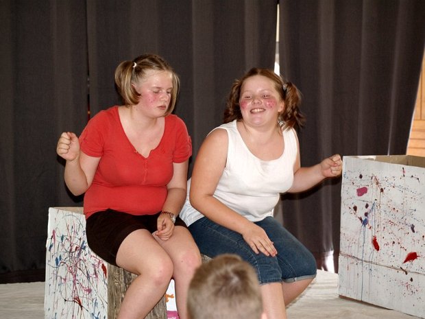 4 - Théâtre Juin 2012