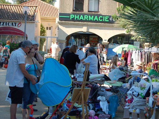 09 Vide grenier 27 juin 2015