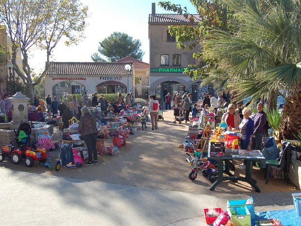 8 Bourse aux jouets 2017