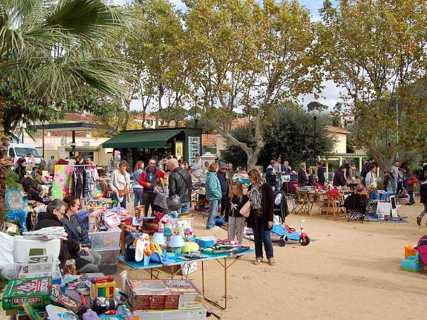 6 Bourse aux jouets du 101118